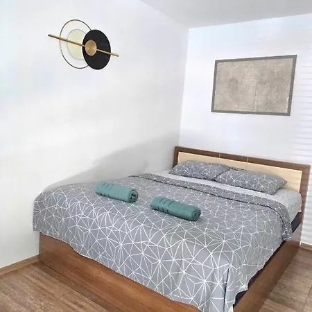 алекс 3 Apartament